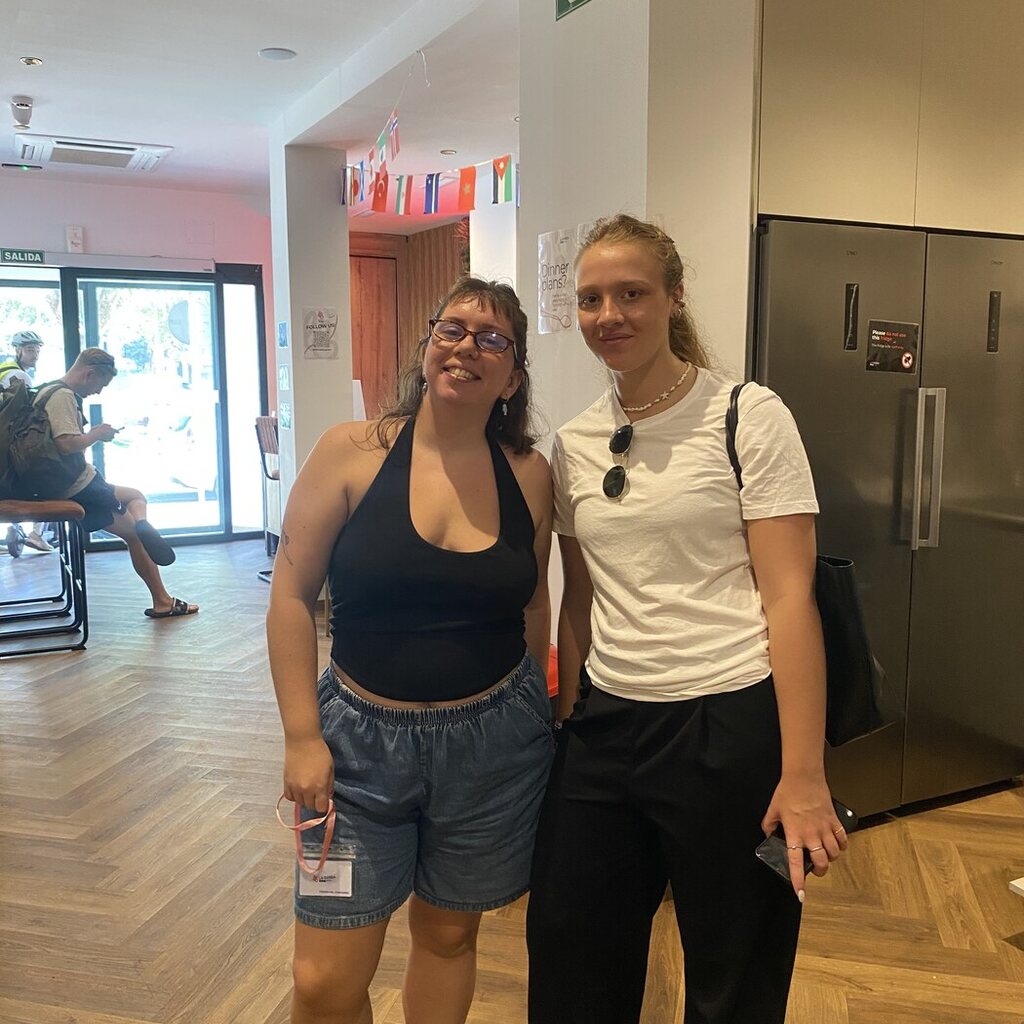 Student arriving at her supported accommodation in Seville during the mobility programme